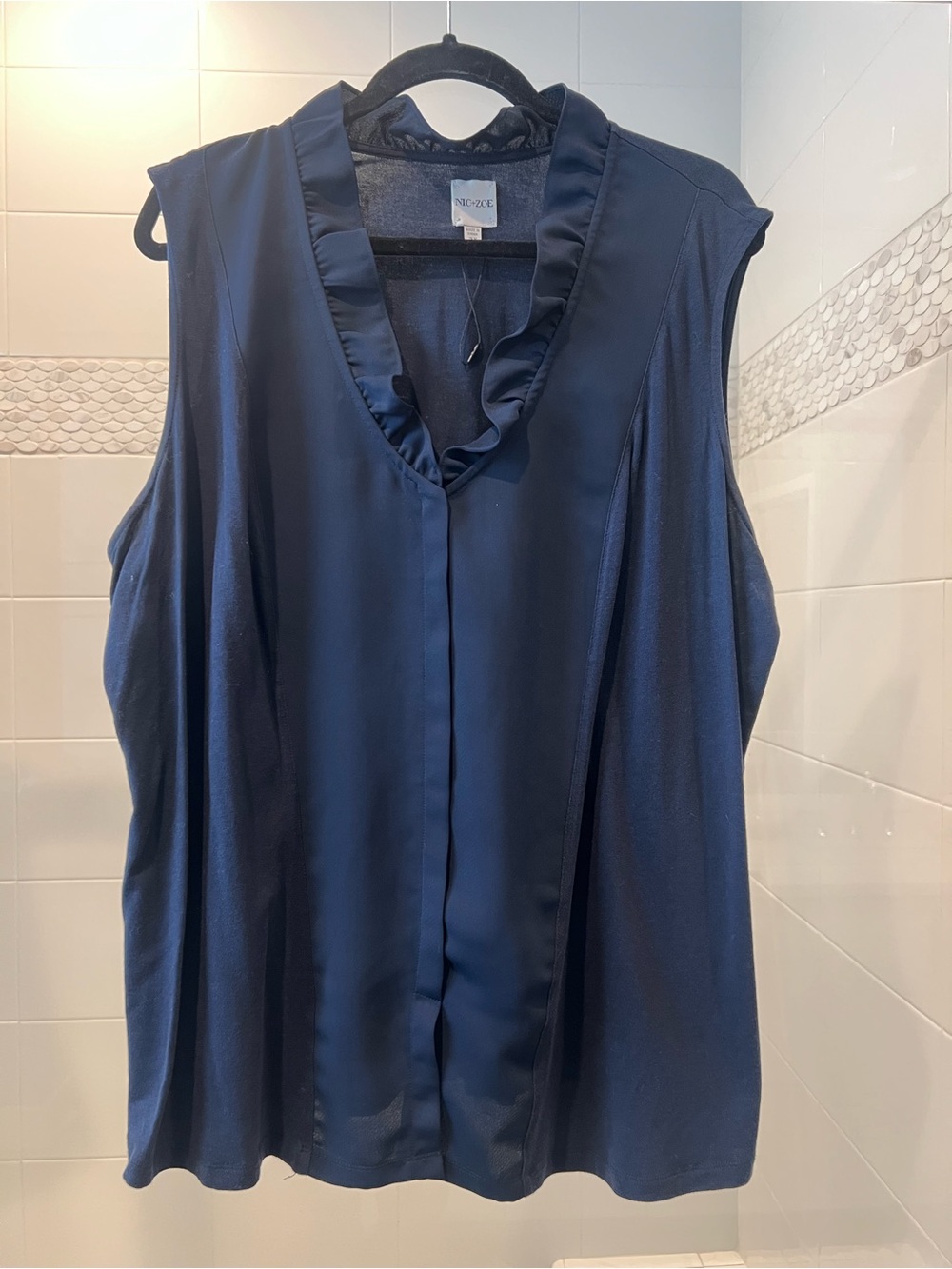 NIC+ZOE Navy Ruffle V-Neck Sleeveless Shell